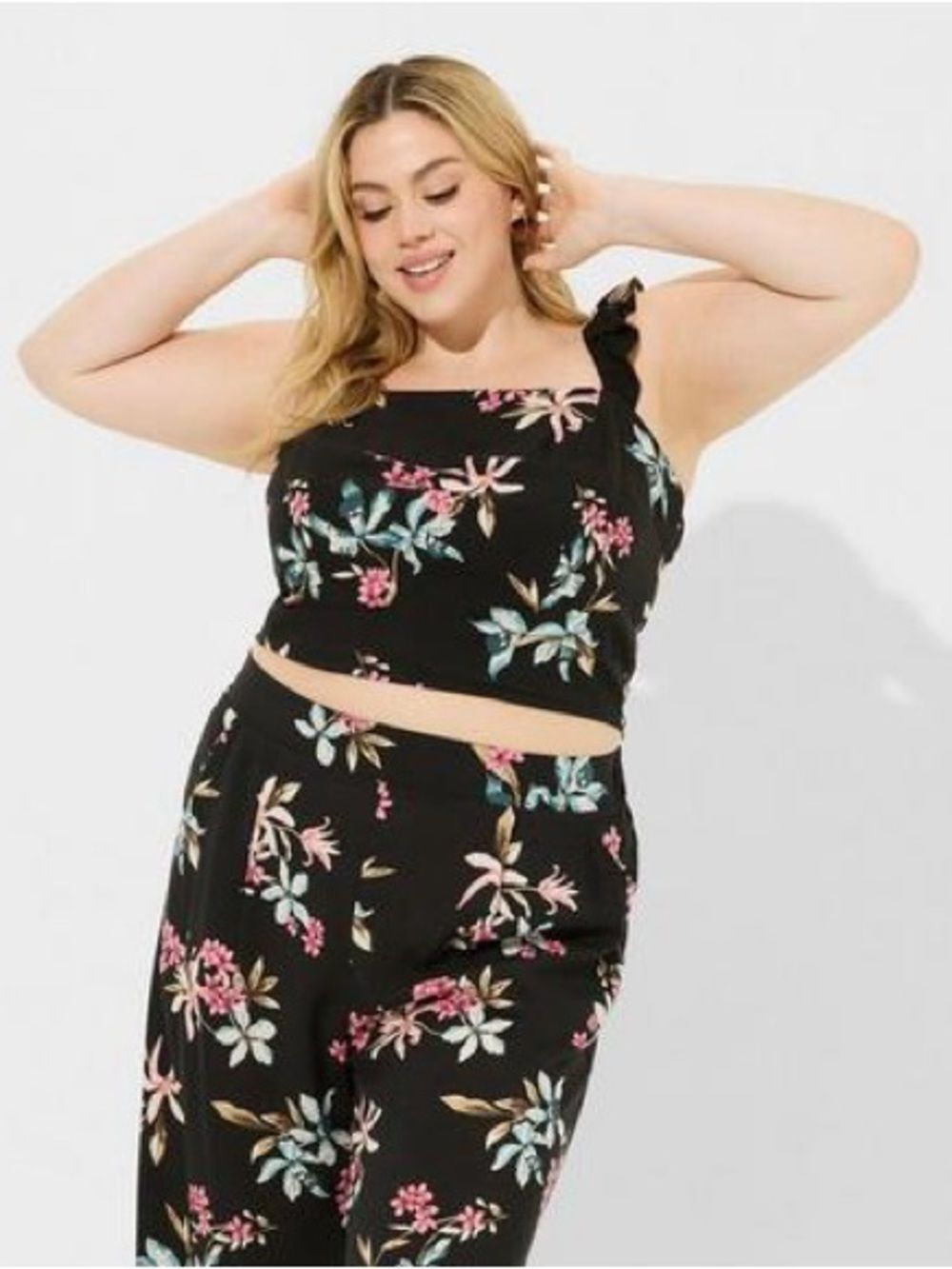 Torrid Challis Smocked Crop Top Black Floral Stretchy 1X Plus